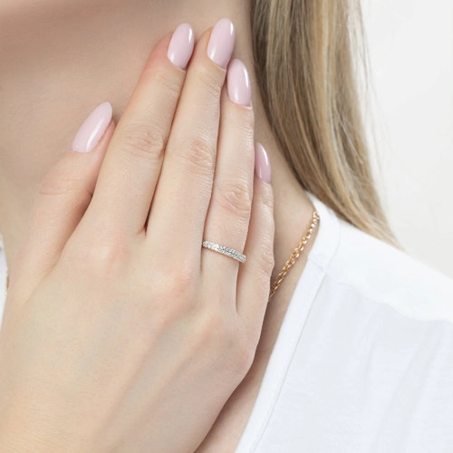 Кольцо из золота 585 пробы с бриллиантами