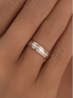 Обручальное кольцо из золота 585 пробы