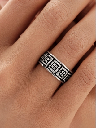 Обручальное кольцо из белого золота 585 пробы с бриллиантами