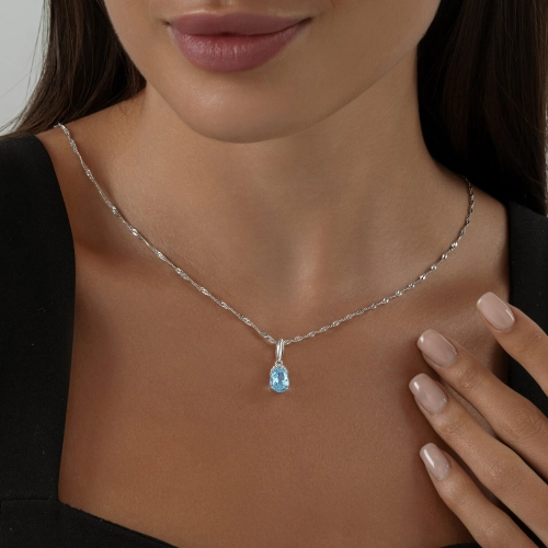 Подвеска из серебра 925 пробы с топазами и фианитами