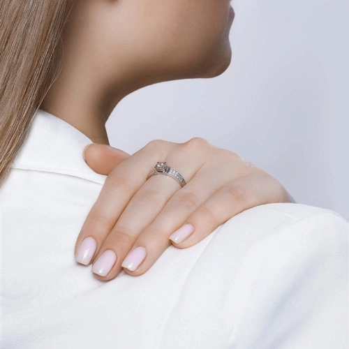 Кольцо из белого золота 585 пробы с бриллиантами