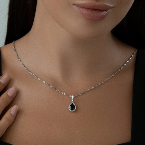 Подвеска из серебра 925 пробы с гранатом и фианитами