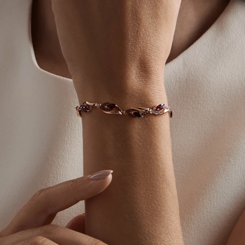 Браслет из золота 585 пробы с гранатом и фианитами