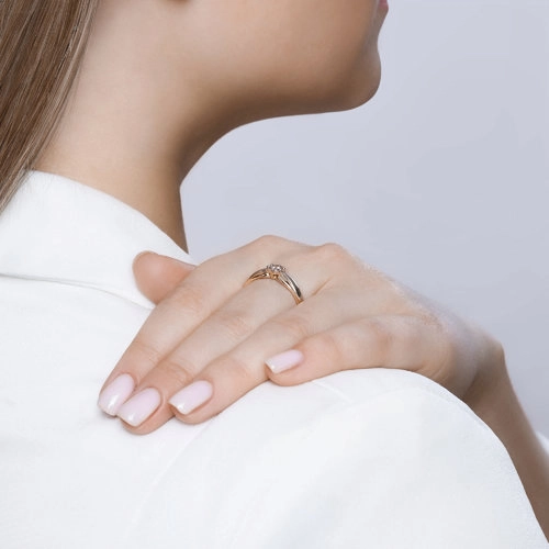 Кольцо из золота 585 пробы с бриллиантами