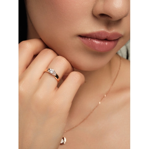 Кольцо из золота 585 пробы с фианитами