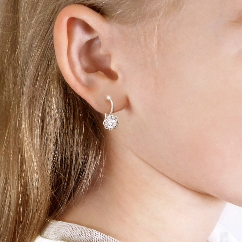 Серьги петельки из серебра 925 пробы с фианитами