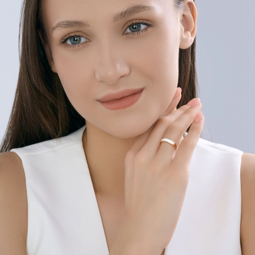 Кольцо из золота 585 пробы с бриллиантами