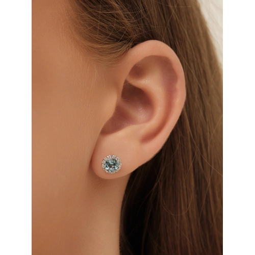 Серьги пусеты из серебра 925 пробы с топазами и фианитами