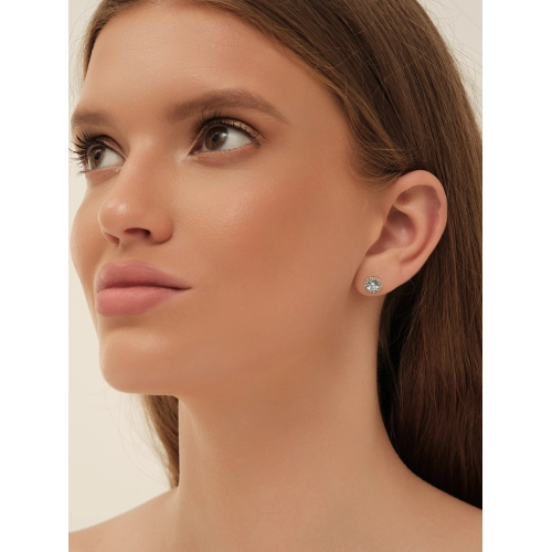 Серьги пусеты из серебра 925 пробы с топазами и фианитами