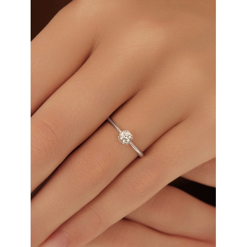 Кольцо из белого золота 585 пробы с бриллиантами