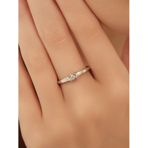 Кольцо из белого золота 585 пробы с бриллиантами