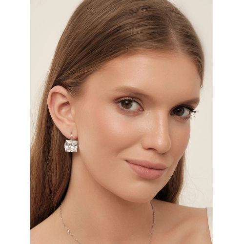 Серьги из серебра 925 пробы с фианитами