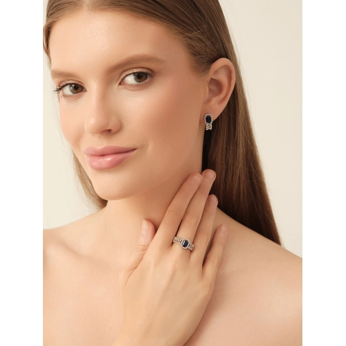 Кольцо из белого золота 585 пробы с сапфиром и бриллиантами