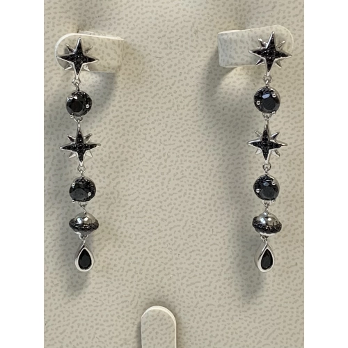 Серьги пусеты из серебра 925 пробы с цветными кристаллами