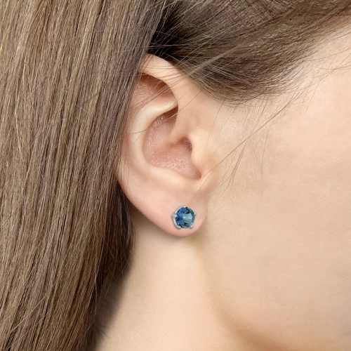 Серьги пусеты из серебра 925 пробы с топазами ЛОНДОН