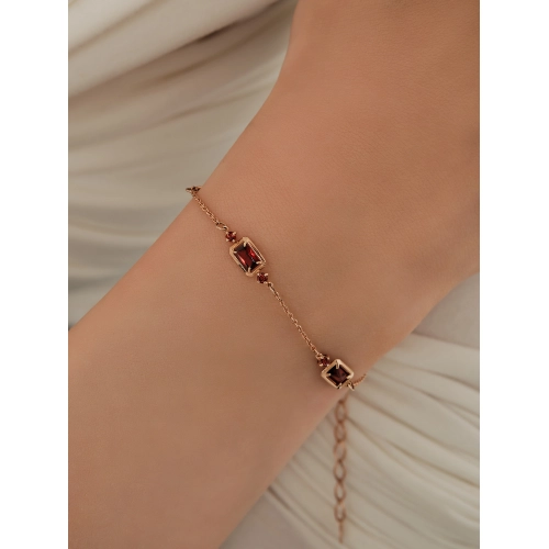 Браслет из золота 585 пробы с гранатом