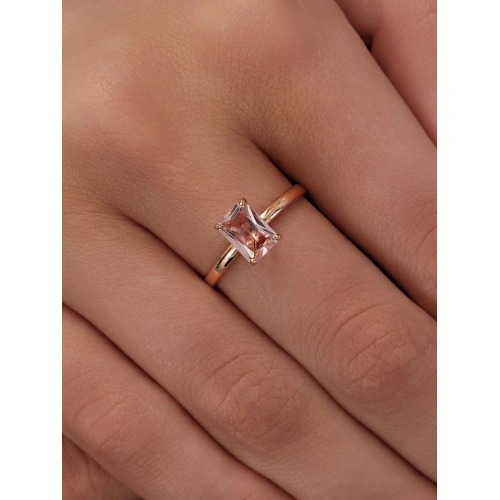 Кольцо из золота 585 пробы с искусственным морганитом