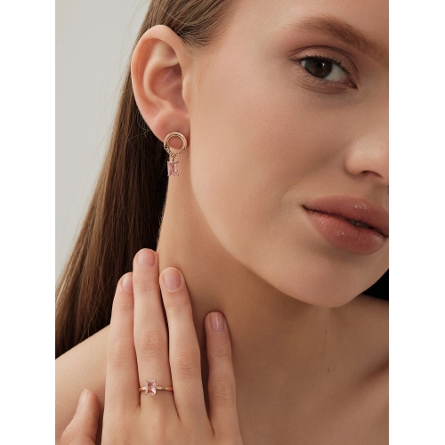 Кольцо из золота 585 пробы с искусственным морганитом