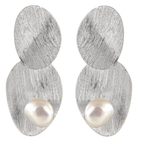 Серьги пусеты из серебра 925 пробы с жемчугом