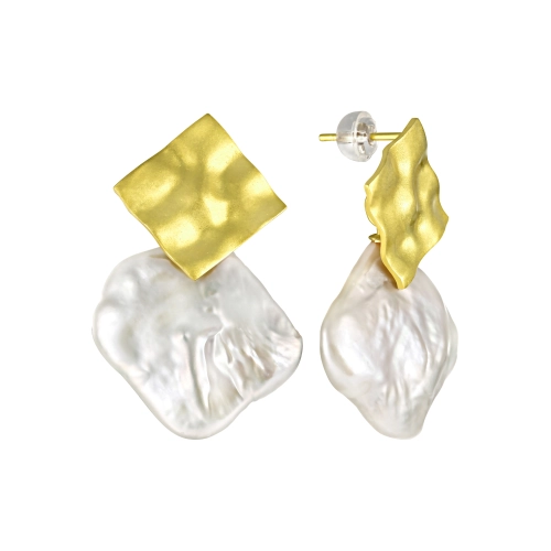 Серьги пусеты из серебра 925 пробы с позолотой, с жемчугом