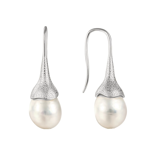 Серьги петельки из серебра 925 пробы с жемчугом