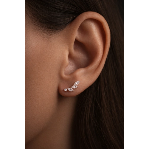 Серьги пусеты из золота 585 пробы с фианитами