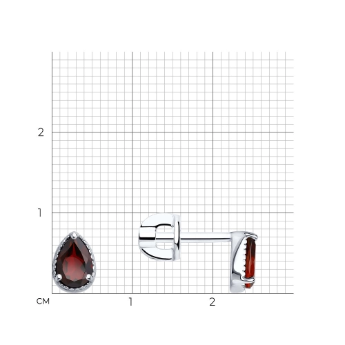 Серьги пусеты из серебра 925 пробы с гранатами