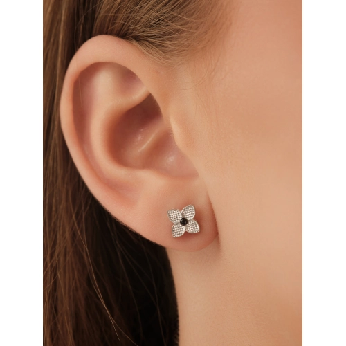 Серьги пусеты из белого золота 585 пробы с черными бриллиантами