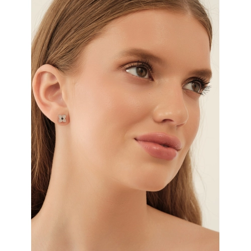 Серьги пусеты из белого золота 585 пробы с черными бриллиантами