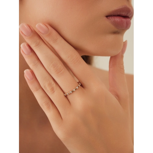 Кольцо из золота 585 пробы с фианитами