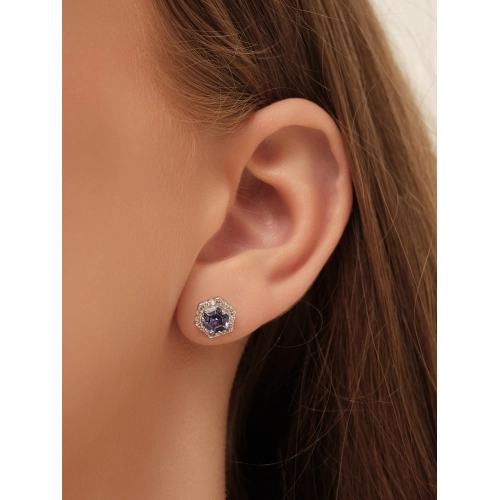 Серьги пусеты из серебра 925 пробы с искусственными танзанитами и фианитами