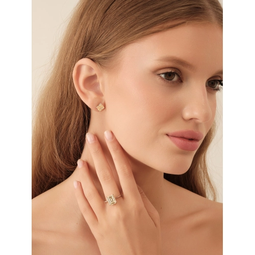 Кольцо из серебра 925 пробы с цветными цирконами