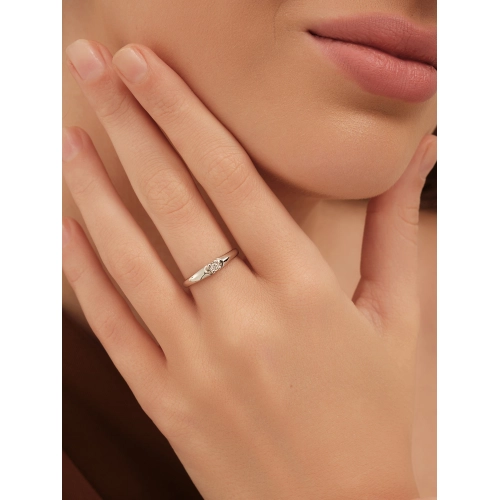 Кольцо из белого золота 585 пробы с бриллиантами