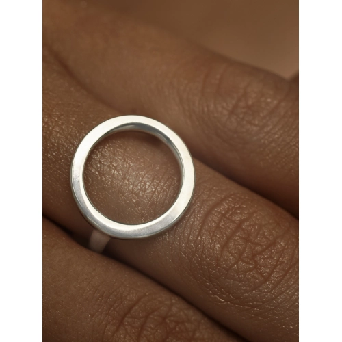 Кольцо из серебра 925 пробы