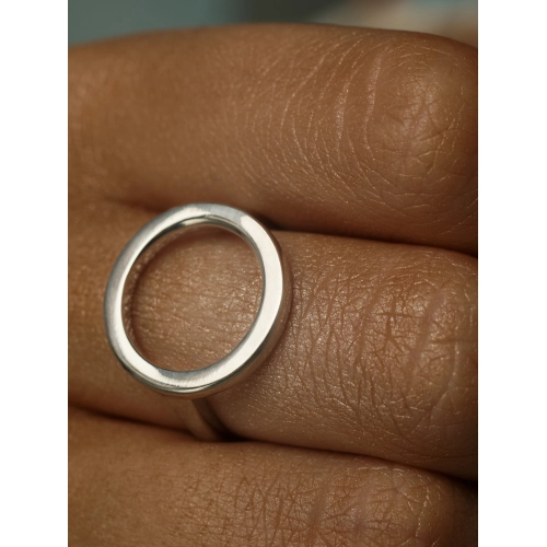 Кольцо из серебра 925 пробы