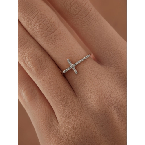 Кольцо из золота 585 пробы с фианитами