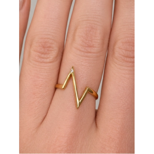 Кольцо из золота 585 пробы с фианитами