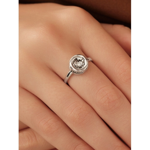 Кольцо из белого золота 585 пробы с бриллиантами