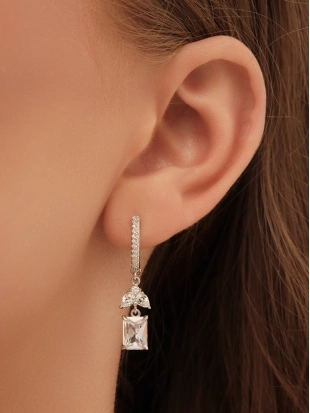 Серьги из серебра 925 пробы с фианитами