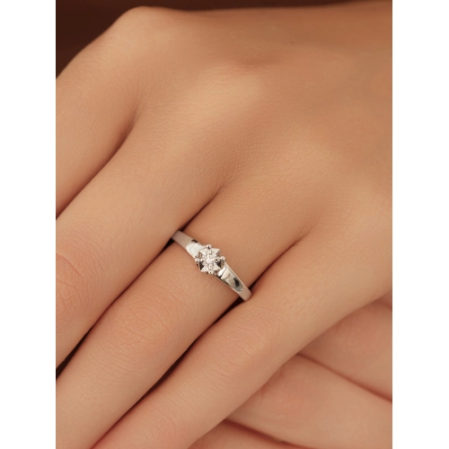 Кольцо из белого золота 585 пробы с бриллиантами