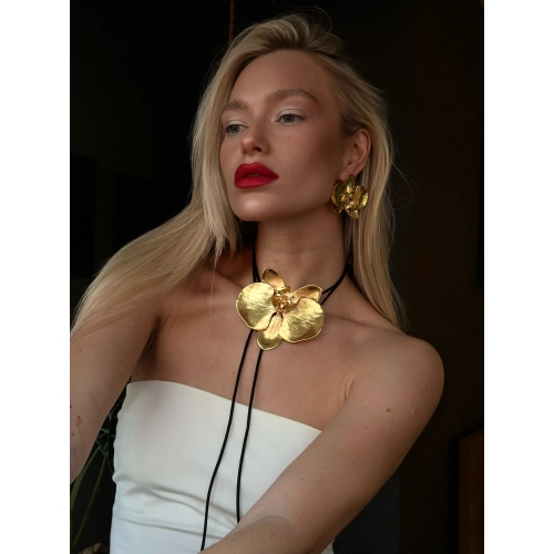 Серьги пусеты из бижутерного сплава