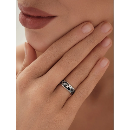 Обручальное кольцо из белого золота 585 пробы с бриллиантами