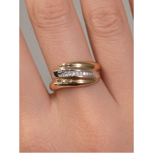 Кольцо из золота 585 пробы с фианитами