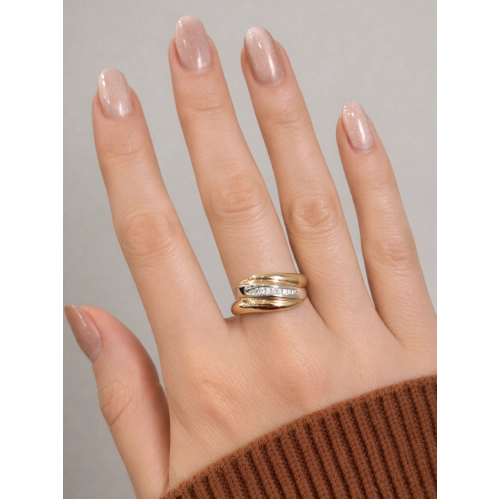 Кольцо из золота 585 пробы с фианитами