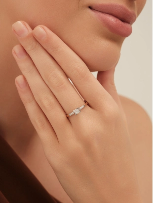 Кольцо из золота 585 пробы с бриллиантами