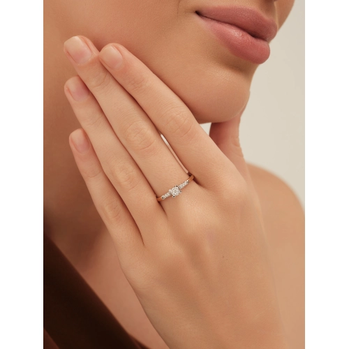 Кольцо из золота 585 пробы с бриллиантами