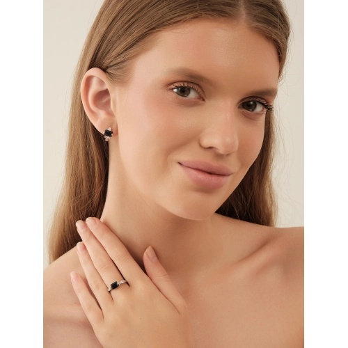 Серьги из серебра 925 пробы с искусвтвенным сапфиром и фианитами