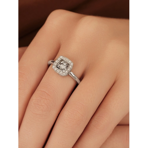 Кольцо из белого золота 585 пробы с бриллиантами