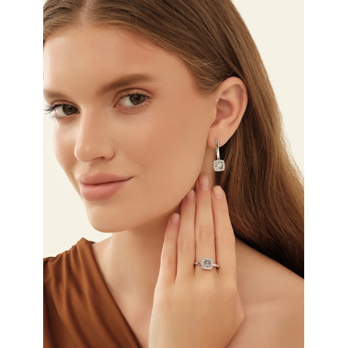 Кольцо из белого золота 585 пробы с бриллиантами