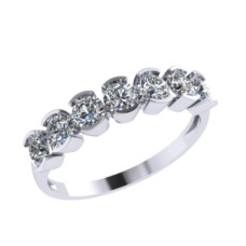 Кольцо из серебра 925 пробы с фианитами